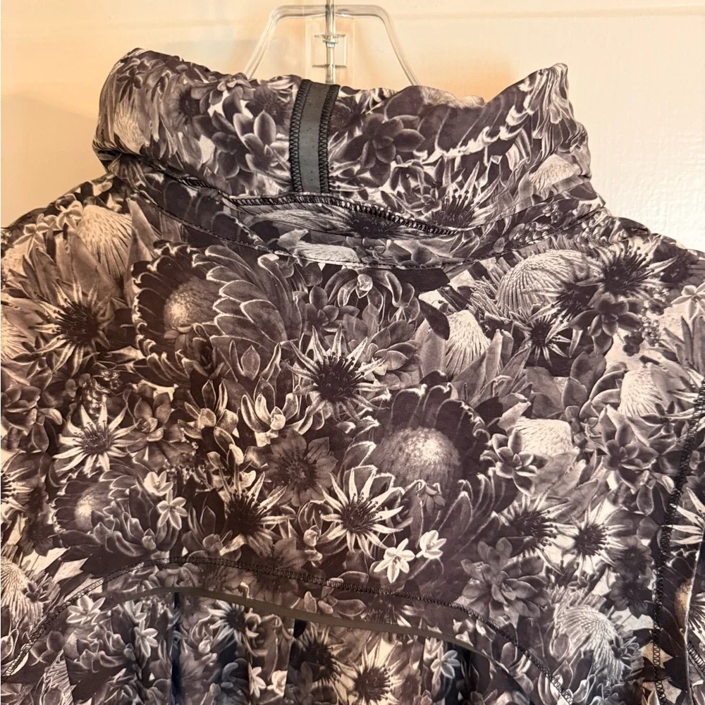 lululemon athletica Bring Back the Track Jacket - Picture 5 of 7